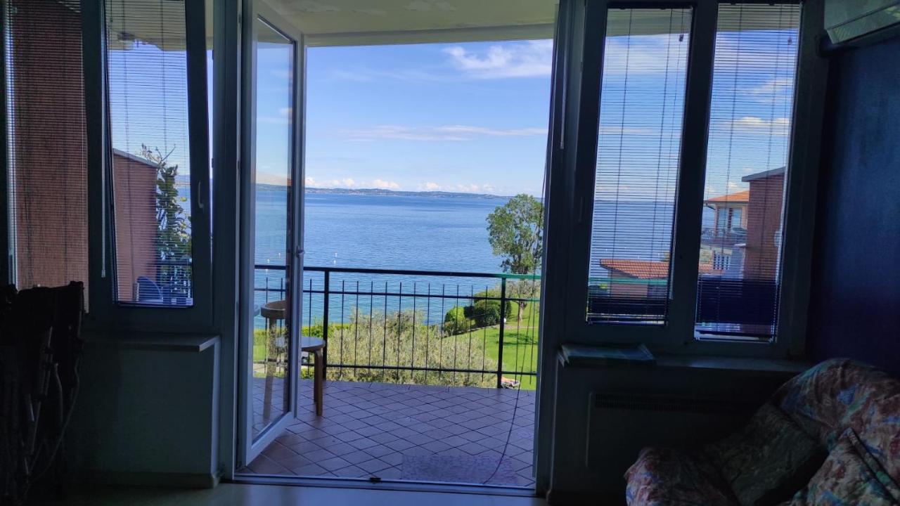 Front Lake Amazing View Manerba del Garda Eksteriør bilde
